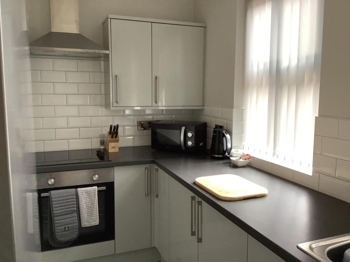 Jeffersons Hotel & Serviced Apartments (Adults Only) 배로우인퍼니스 외부 사진