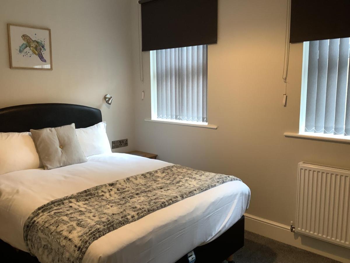 Jeffersons Hotel & Serviced Apartments (Adults Only) 배로우인퍼니스 외부 사진
